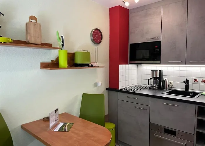 An Der Wurmbergseilbahn Mit Balkon